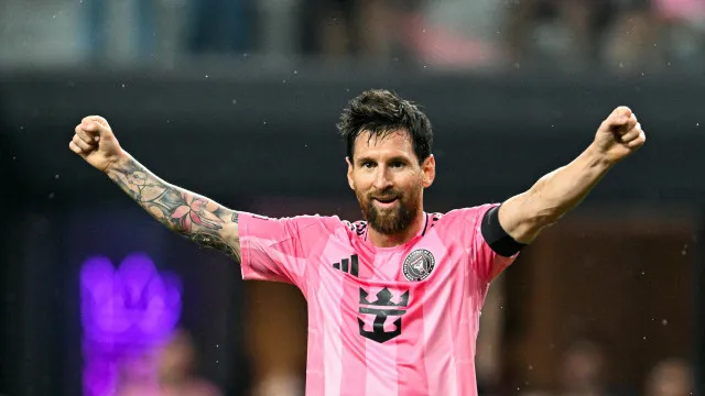 messi-faz-o-930o-gol-e-reduz-distancia-para-cristiano-ronaldo