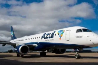 problema-no-gps-de-modelo-da-embraer-deixa-avioes-da-azul-no-chao