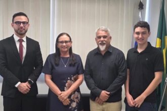 prefeitura-participa-de-reuniao-tecnica-acerca-da-aplicacao-de-recursos-federais-destinados-a-educacao