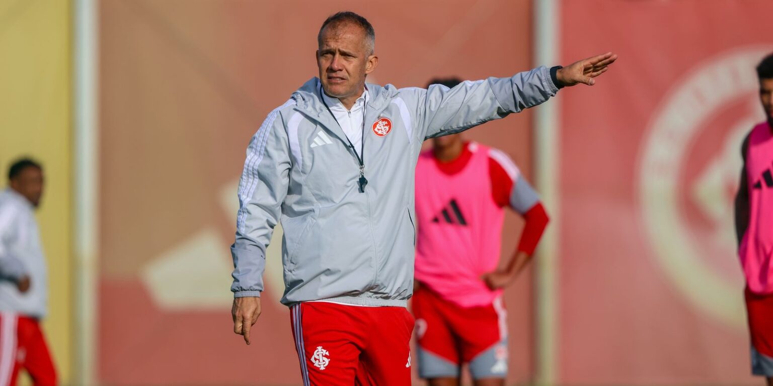 internacional-contrata-tecnico-eduardo-baptista-ate-o-fim-da-temporada