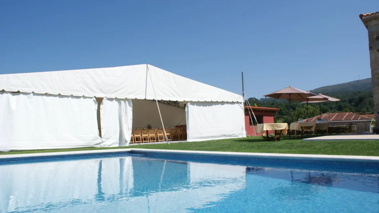 casamento-termina-em-pancadaria-apos-briga-por-dinheiro-na-espanha