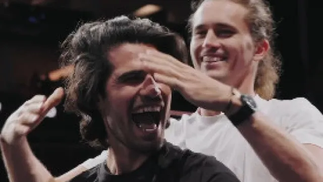 zverev-vira-‘cabeleireiro’-e-muda-visual-de-alcaraz-antes-da-laver-cup