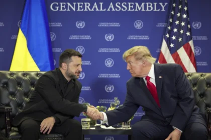 zelensky-diz-que-trump-autorizou-producao-de-misseis-patriot-na-ucrania