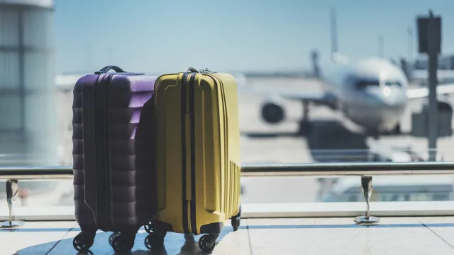 punicao-inedita-da-anac:-homem-e-proibido-de-voar-por-6-meses-apos-expor-orgao-sexual-em-aviao