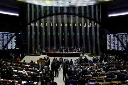 37%-avaliam-o-congresso-nacional-como-ruim-ou-pessimo-e-18%-como-otimo-ou-bom,-diz-datafolha