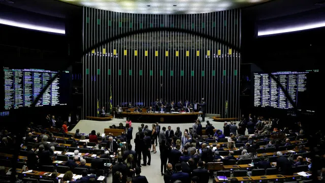 37%-avaliam-o-congresso-nacional-como-ruim-ou-pessimo-e-18%-como-otimo-ou-bom,-diz-datafolha
