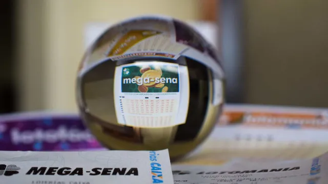 mega-sena-3063-acumula-e-premiacao-pode-chegar-a-r$-52-milhoes-na-terca-(29)
