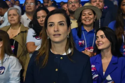 deputada-do-pl-sofre-infarto-durante-campanha-e-e-internada-na-uti