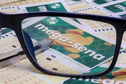 mega-sena-acumula-para-r$-52-milhoes;-veja-os-numeros-sorteados