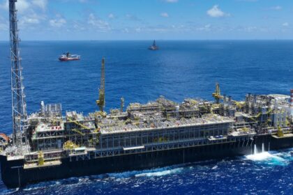 preco-do-petroleo-sobe,-apos-trump-rejeitar-proposta-de-paz-do-ira