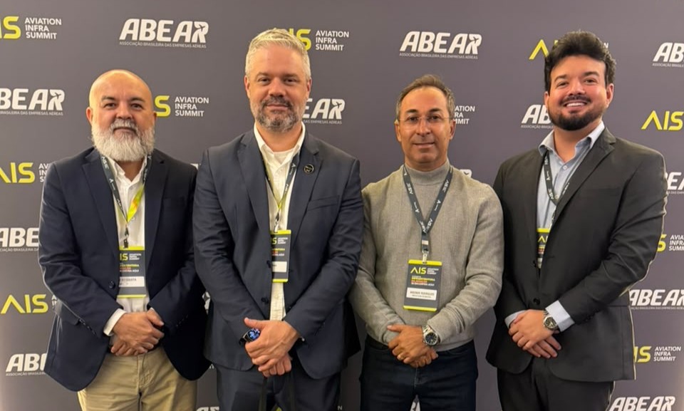 wagner-participa-de-megaevento-da-aviacao-em-sao-paulo-e-se-reune-com-executivos-da-latam-e-gru