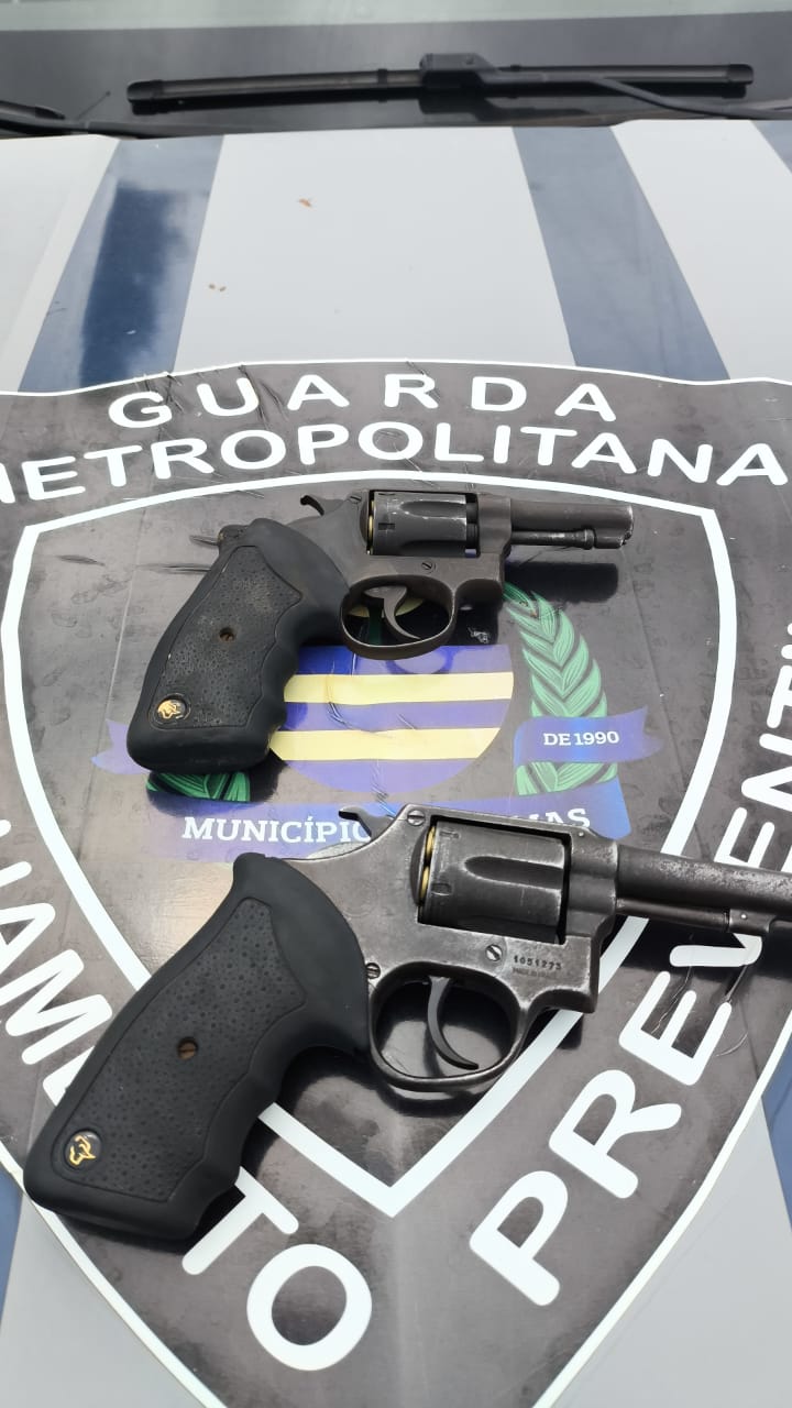 guarda-metropolitana-apreende-duas-armas-de-fogo-durante-abordagem-no-jardim-aureny-i