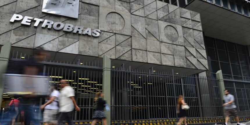 petrobras-fecha-acordo-para-comprar-gas-dos-eua-por-mais-de-20-anos