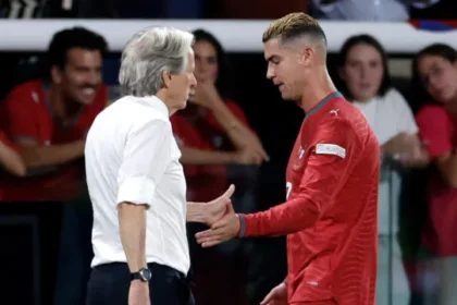 cristiano-ronaldo-e-jorge-jesus-se-reunem-apos-polemica-na-selecao