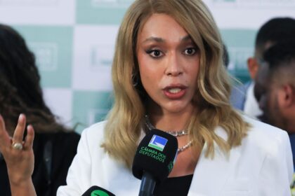 mendonca-libera-postagem-de-erika-hilton-sobre-nossa-senhora-aparecida
