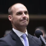 eduardo-bolsonaro-ameaca-retaliar-diplomatas-caso-flavio-seja-eleito