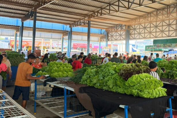 prefeitura-prepara-ordem-de-servico-para-modernizacao-da-feira-do-jardim-aureny-i