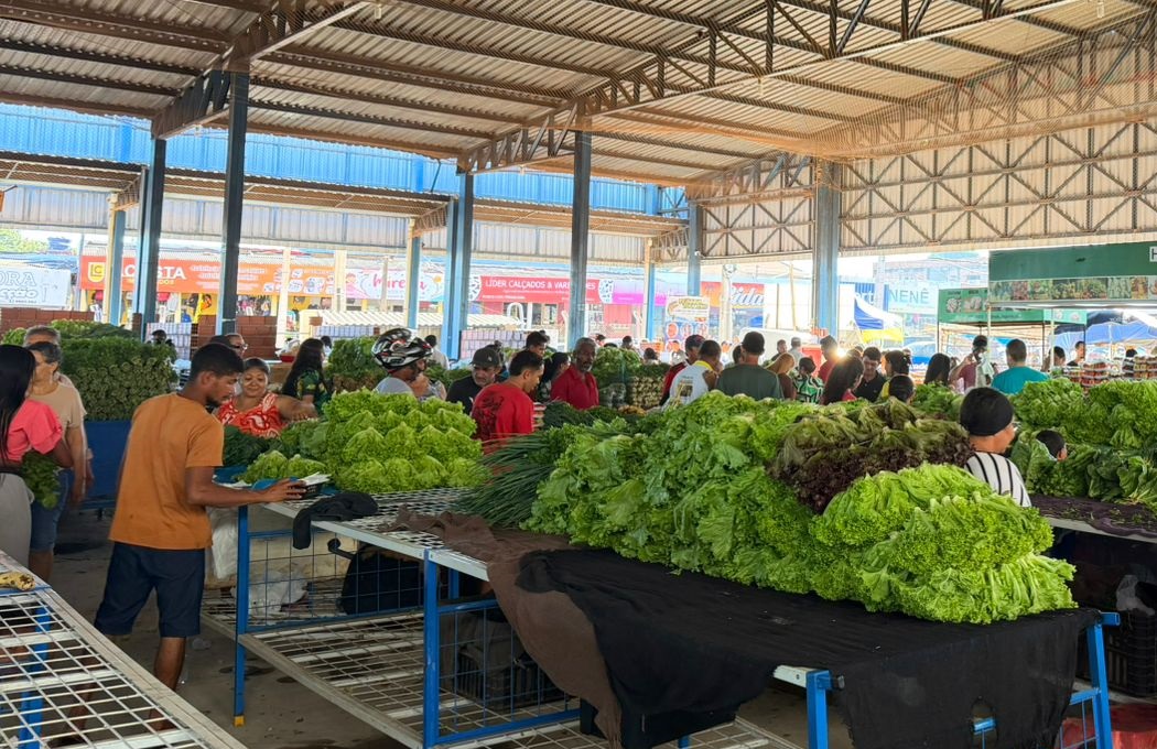 prefeitura-prepara-ordem-de-servico-para-modernizacao-da-feira-do-jardim-aureny-i