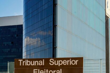 tse-forma-maioria-para-manter-retirada-de-posts-sobre-nossa-senhora
