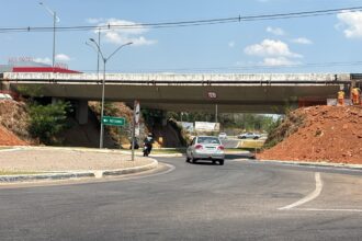 prefeitura-de-gurupi-e-ecovias-realizam-nova-etapa-de-obras-de-drenagem-no-viaduto-central;-travessia-inferior-sera-interditada-a-partir-desta-sexta-feira,-02