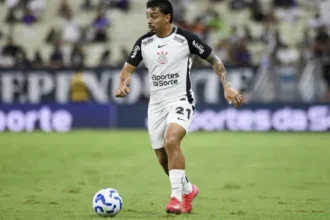 corinthians-limita-carga-de-bidu-para-evitar-cirurgia-de-hernia