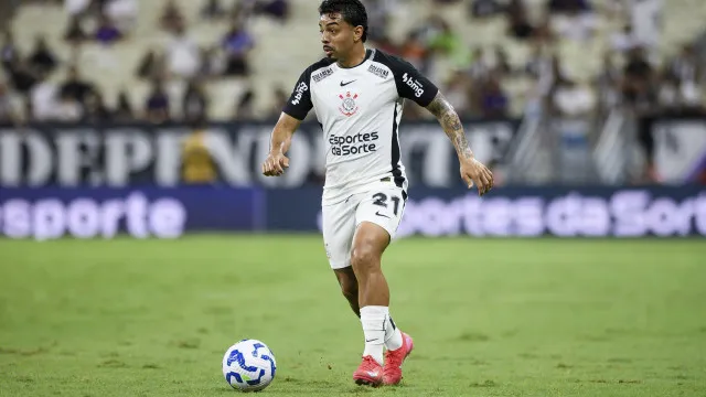 corinthians-limita-carga-de-bidu-para-evitar-cirurgia-de-hernia