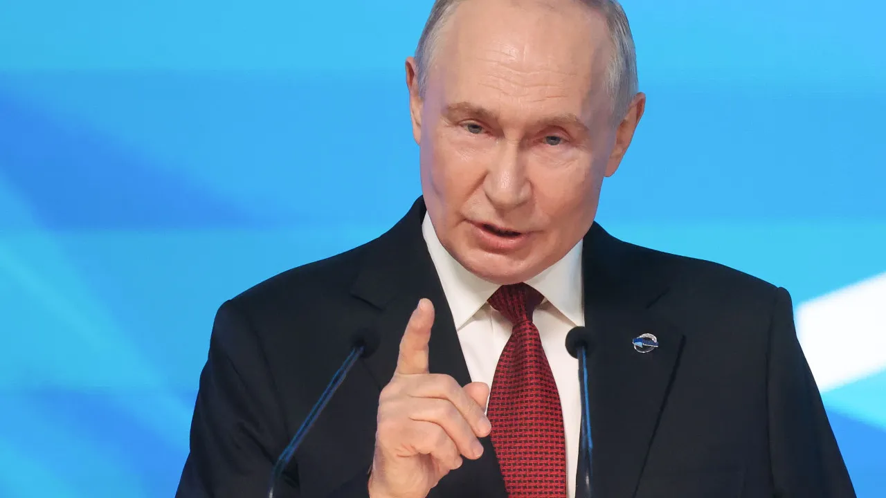 putin-ameaca-utilizar-“todo-o-arsenal”-em-caso-de-ataque-em-kaliningrado