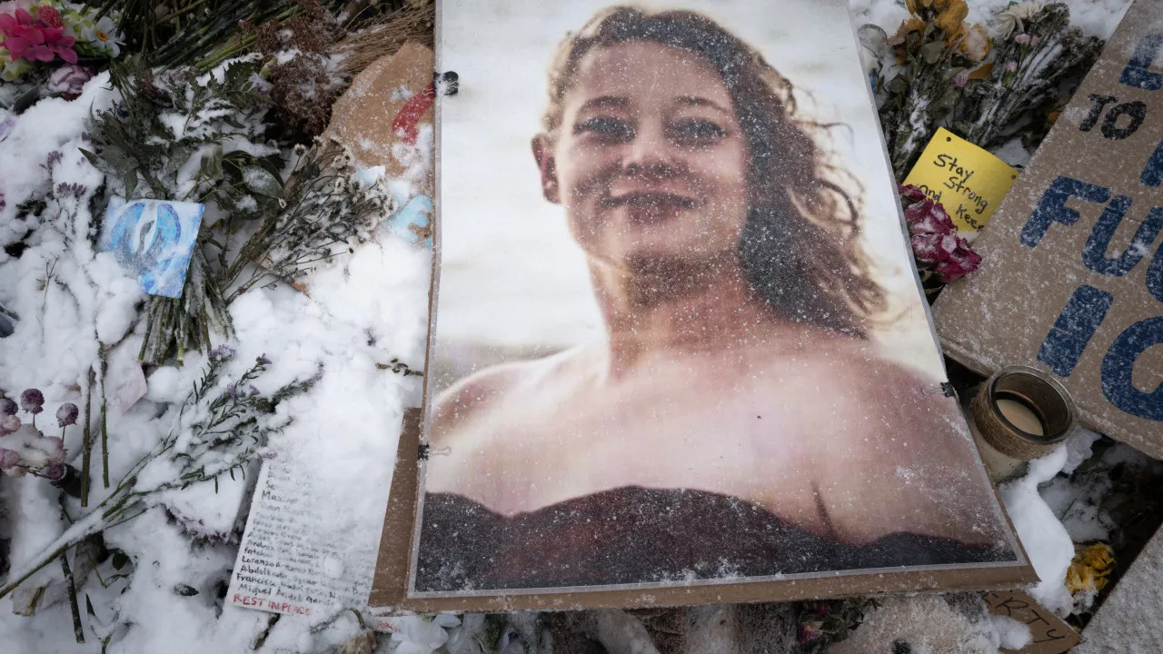 familia-de-mulher-morta-por-agente-do-ice-processa-governo-dos-eua