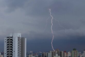 fim-de-semana-de-eleicoes-sera-de-chuva-em-grande-parte-do-pais
