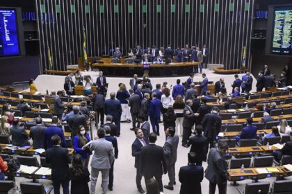 representacao-de-parlamentares-negros-segue-baixa,-diz-pesquisadora