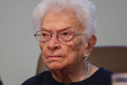 com-91-anos,-erundina-e-a-deputada-estadual-mais-velha-eleita-em-2026
