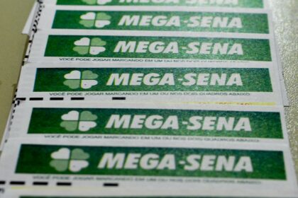 mega-sena-acumula-para-r$-100-milhoes;-confira-os-numeros-sorteados