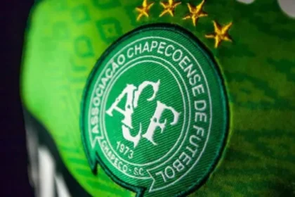 vitoria-mira-triunfo-sobre-a-chapecoense-no-barradao-para-se-afastar-da-zona-de-rebaixamento