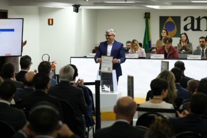 maior-leilao-do-pre-sal-termina-com-sete-dos-13-blocos-arrematados