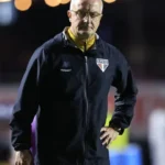 derrota-nao-abala-dorival:-‘sabado-temos-de-passar-confianca-ao-torcedor-com-a-ajuda-de-lucas’