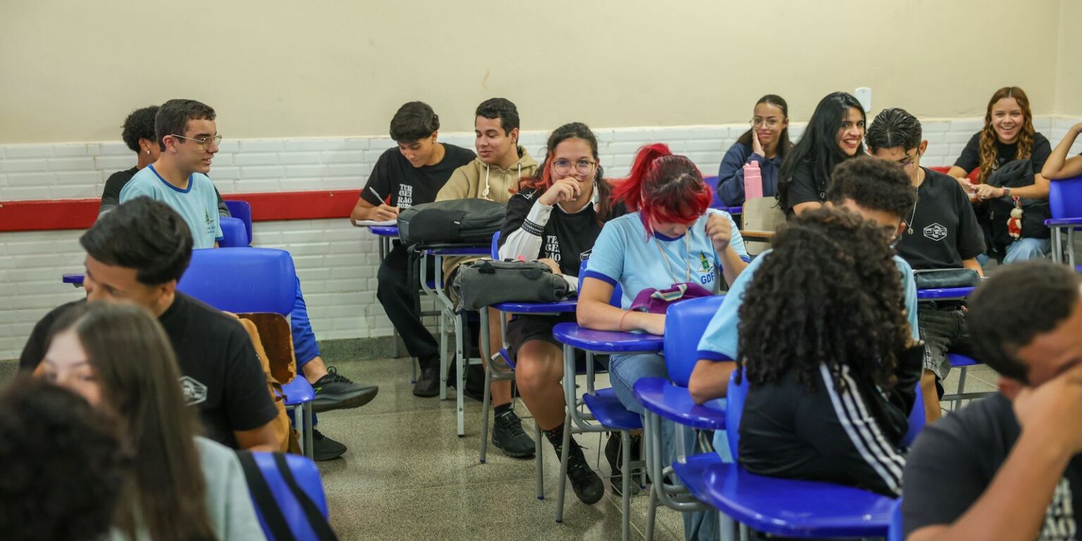 enem-2026:-falta-um-mes-para-o-primeiro-dia-de-provas
