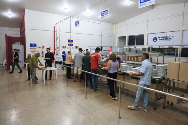 restaurantes-comunitarios,-cras-e-creas-nao-abrirao-nos-feriados-de-9-e-12-de-outubro