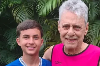 mae-descobre-que-o-amigo-‘seu-chico’-do-filho-era-o-cantor-chico-buarque
