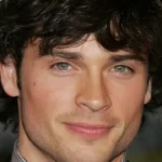 ator-de-smallville-compartilha-nude-por-acidente-nos-stories