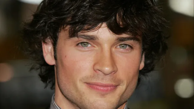 ator-de-smallville-compartilha-nude-por-acidente-nos-stories