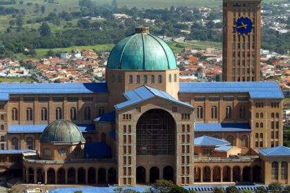 santuario-de-aparecida-tera-missas,-consagracao e-procissao-no-feriado