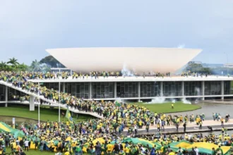 bolsonaristas-criticam-danos-na-paulista,-mas-nao-citam-ataques-de-8/1