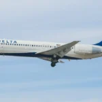 voo-de-nova-york-para-israel-e-isolado-apos-suspeita-de-bomba