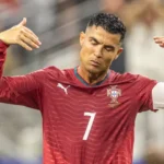 rio-ferdinand-defende-cristiano-ronaldo-e-acusa-jorge-jesus-de-mentir