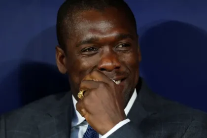 nome-de-seedorf-tem-resistencia-interna-e-fragiliza-presidente-do-corinthians