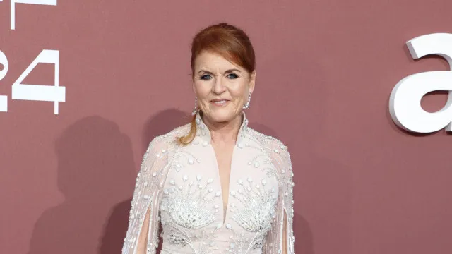 sarah-ferguson-perde-homenagem-em-hospital-apos-ligacao-com-epstein