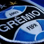 gremio-suspende-torcedor-acusado-de-fazer-gestos-racistas-no-gre-nal