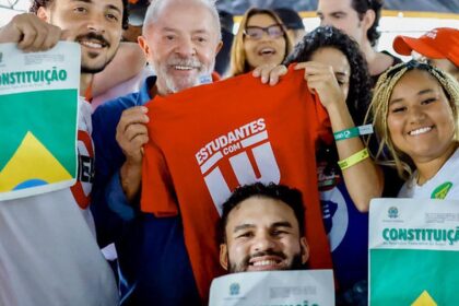 lula-garante-versao-universitaria-do-“pe-de-meia”-caso-seja-reeleito