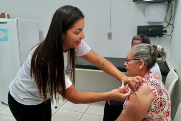 idosos-com-85-anos-ou-mais-ja-podem-receber-a-nova-vacina-pneumo-20-nas-unidades-de-saude-de-gurupi