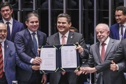 congresso-promulga-emenda-do-fim-da-6×1;-escala-5×2-comeca-em-60-dias